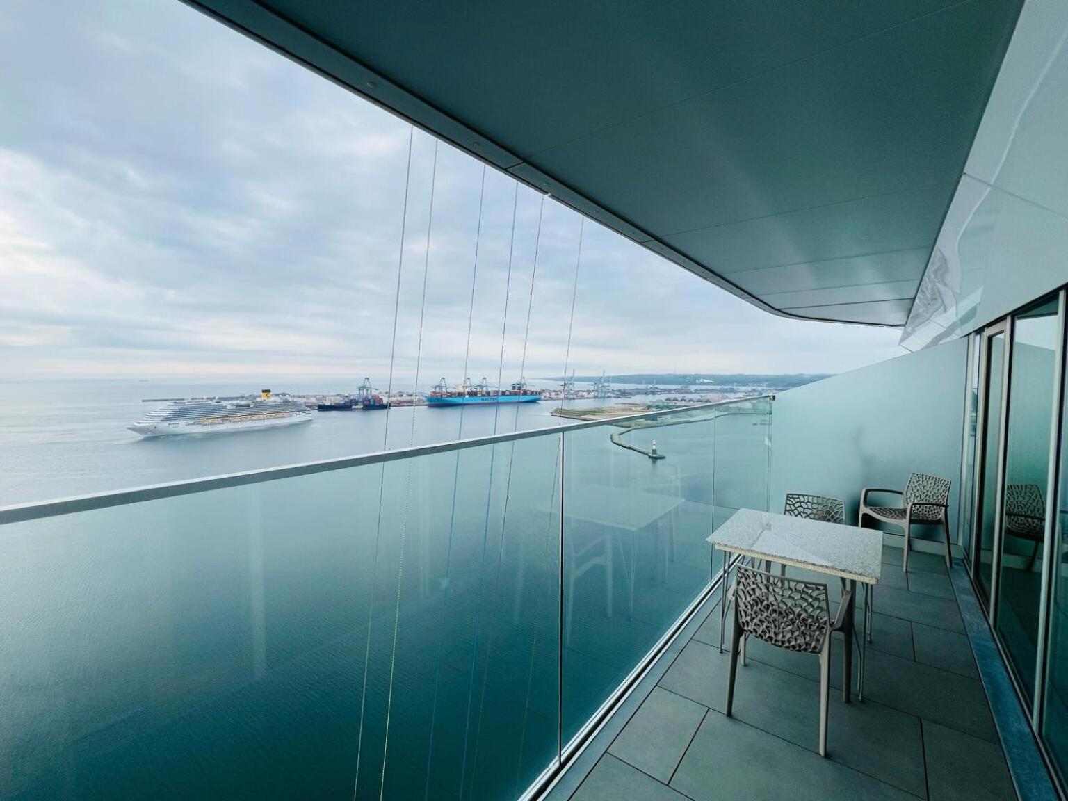 26-Etage Lejlighed Med Utrolig Havudsigt Århus Exterior foto